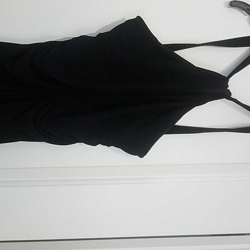 Dress - Picture 3 of 7